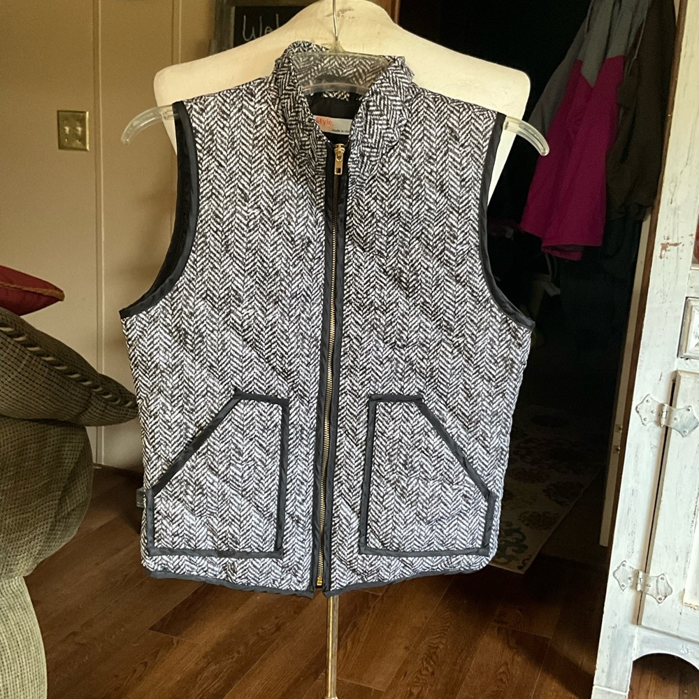 Si Style size small ladies vest